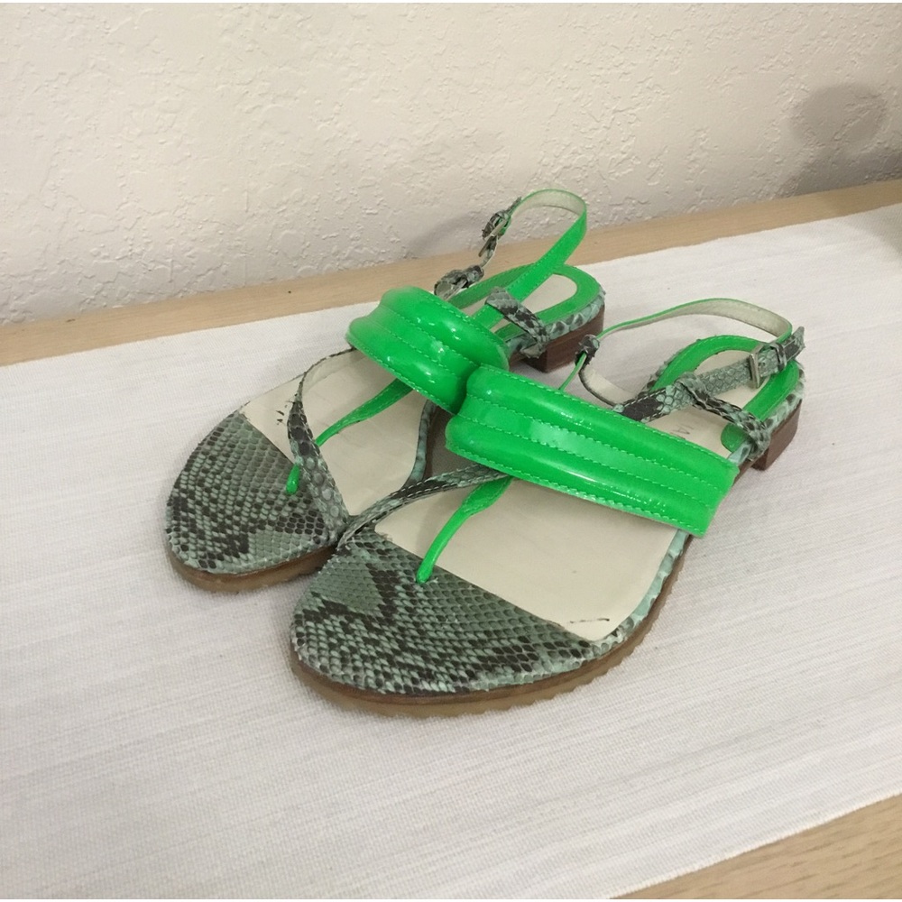 Matthew Williamson Green Embossed Sandals size 38
